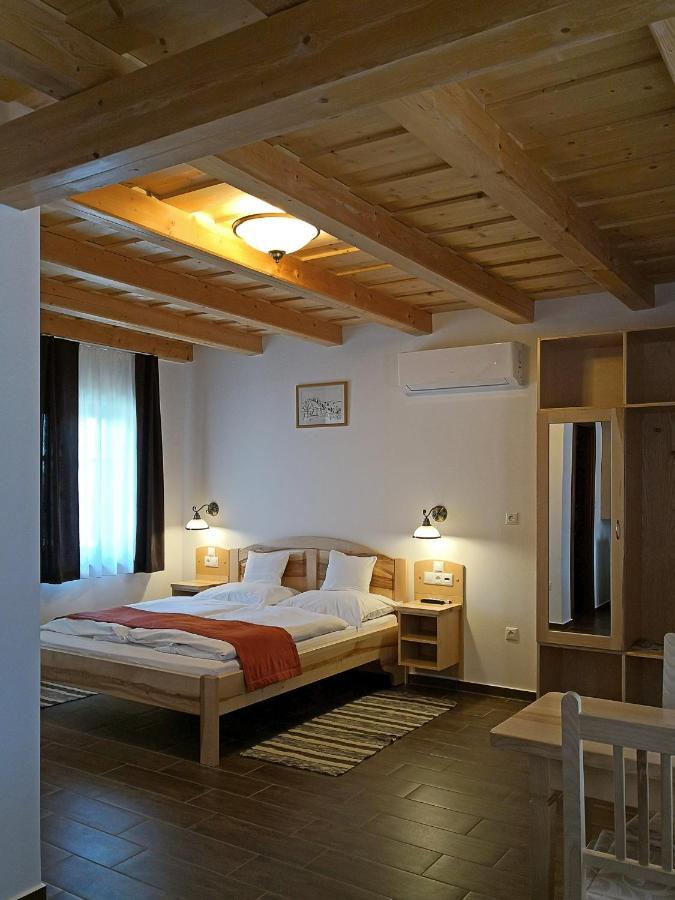 Margareta Panzio Hotel Horvatzsidany ภายนอก รูปภาพ