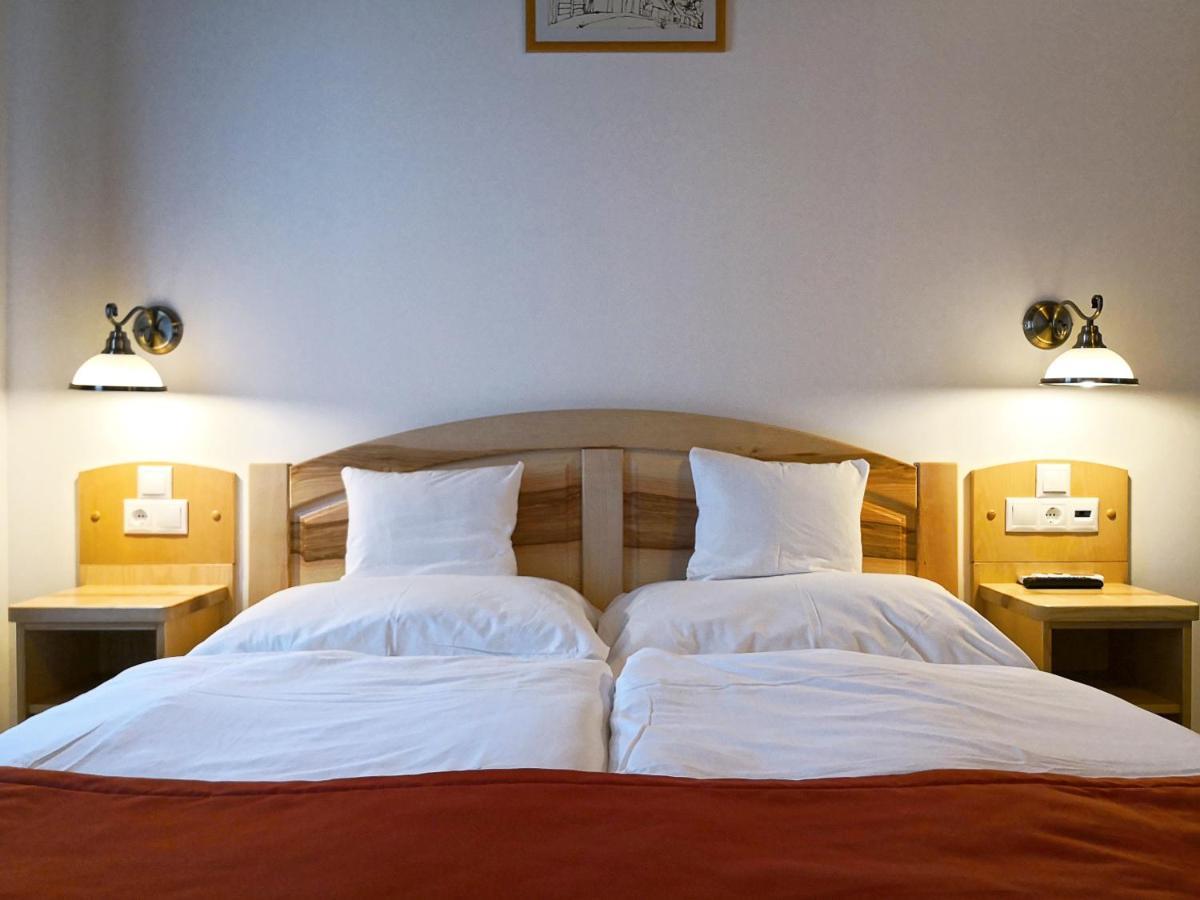 Margareta Panzio Hotel Horvatzsidany ภายนอก รูปภาพ